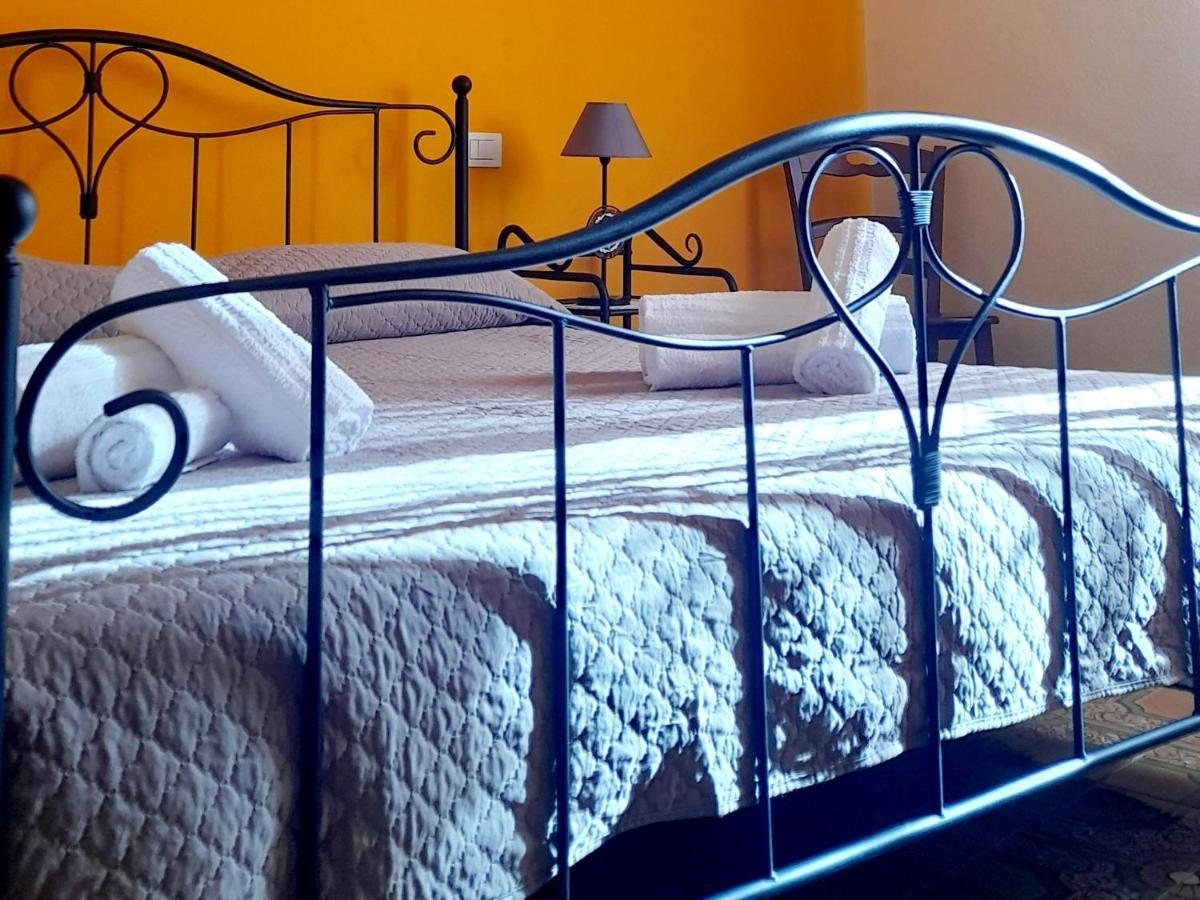 Su Fassoi Cabras Bed and Breakfast Eksteriør billede